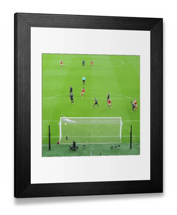 Framed Print : Thomas Partey Scores Arsenal's Fourth Goal: Arsenal FC vs. Nottingham Forest, Premier League 2022-23