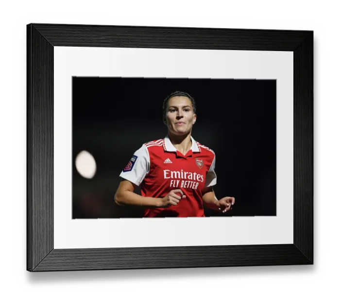 Framed Print : Arsenal Women vs West Ham United: Showdown in the Barclays WSL at Meadow Park