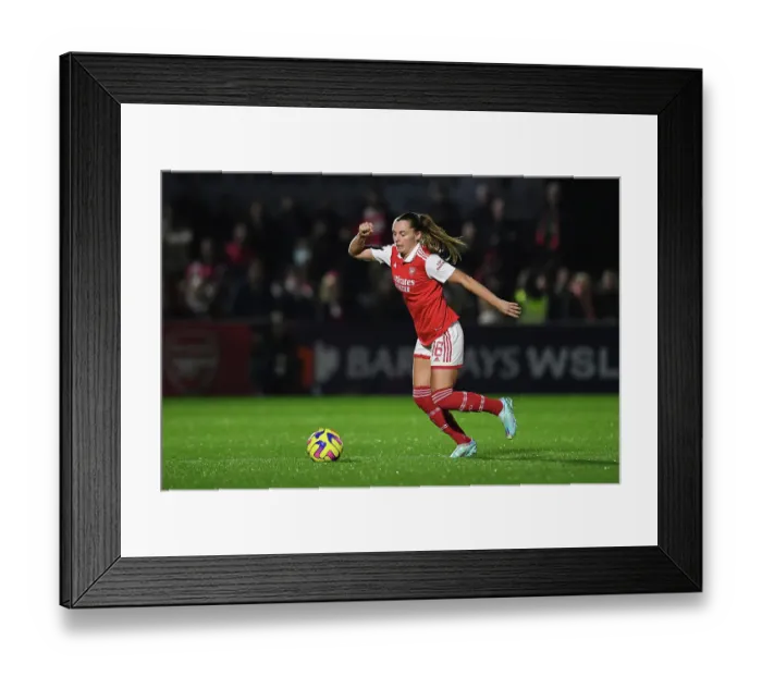 Framed Print : Arsenal Women vs West Ham United: Clash in the Barclays Womens Super League (2022-23)