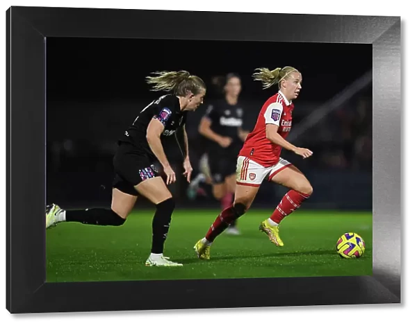 Arsenal's Beth Mead Scores Stunning Goal in Victory over West Ham United, Barclays WSL 2022-23