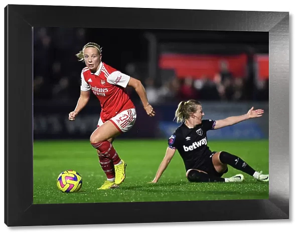 Arsenal's Beth Mead Shines in Action-Packed Arsenal Women vs West Ham United Match, Barclays WSL 2022-23