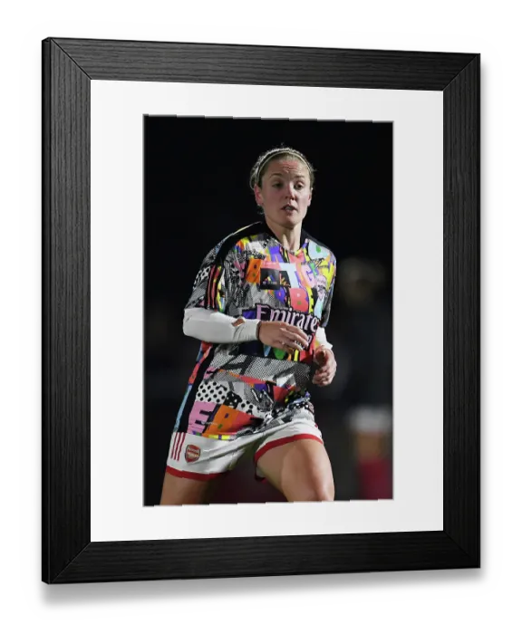Framed Print : Arsenal's Kim Little Prepares for Battle Against West Ham United in Barclays WSL