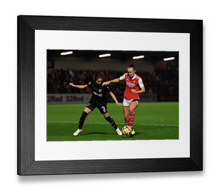 Framed Print : Arsenal Women vs West Ham United: A Barclays WSL Showdown at Meadow Park