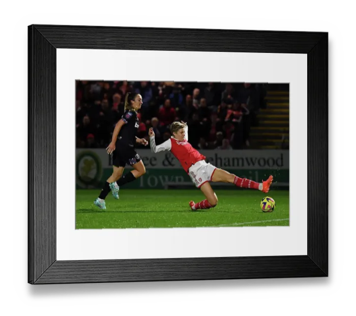 Framed Print : Arsenal Women vs. West Ham United: Showdown in the Barclays WSL at Meadow Park