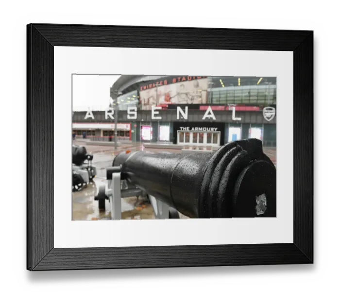 Framed Print : Rainy Arsenal: Arsenal FC vs. Nottingham Forest, Premier League 2022-23