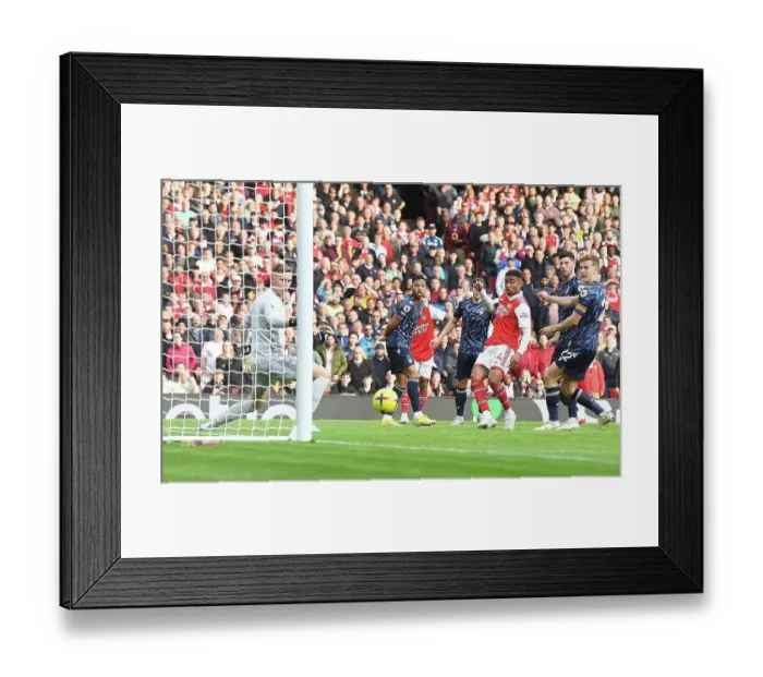 Framed Print : Arsenal Thrash Nottingham Forest: Reiss Nelson Scores Third in Premier League Victory Framed Print : Arsenal Thrash Nottingham Forest: Reiss Nelson Scores Third in Premier League Victory