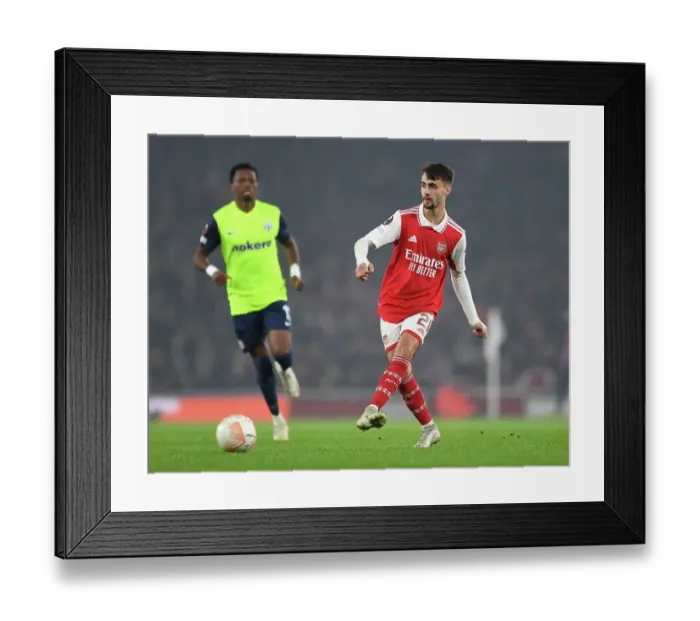 Framed Print : Arsenal's Fabio Vieira Shines in Europa League Clash Against FC Zurich (2022-23)