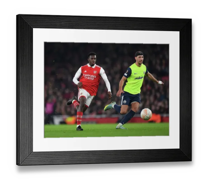 Framed Print : Arsenal vs. FC Zurich: Europa League Showdown at Emirates Stadium