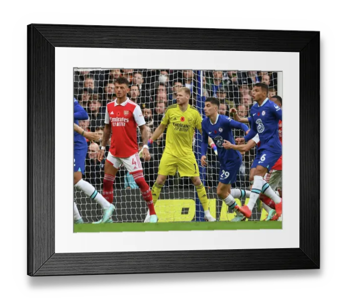 Framed Print : Arsenal's Ramsdale Faces Off Against Chelsea in Premier League Clash (2022-23)