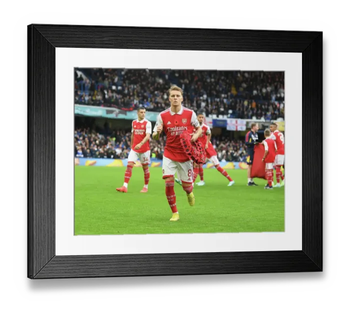 Framed Print : Arsenal's Martin Odegaard Prepares for Chelsea Showdown - Premier League 2022-23