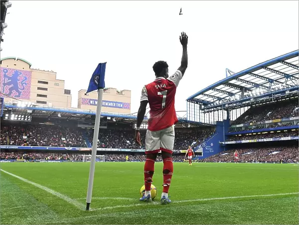Bukayo Saka Readies Corner Kick: Chelsea vs. Arsenal, Premier League 2022-23