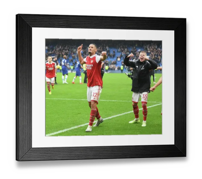 Framed Print : Arsenal Celebrate Premier League Victory Over Chelsea: Saliba and Zinchenko Rejoice