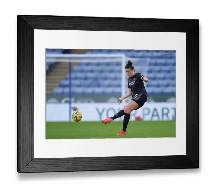 Framed Print : Arsenal's Jennifer Beattie in Action during Barclays Women's Super League Match vs Leicester City