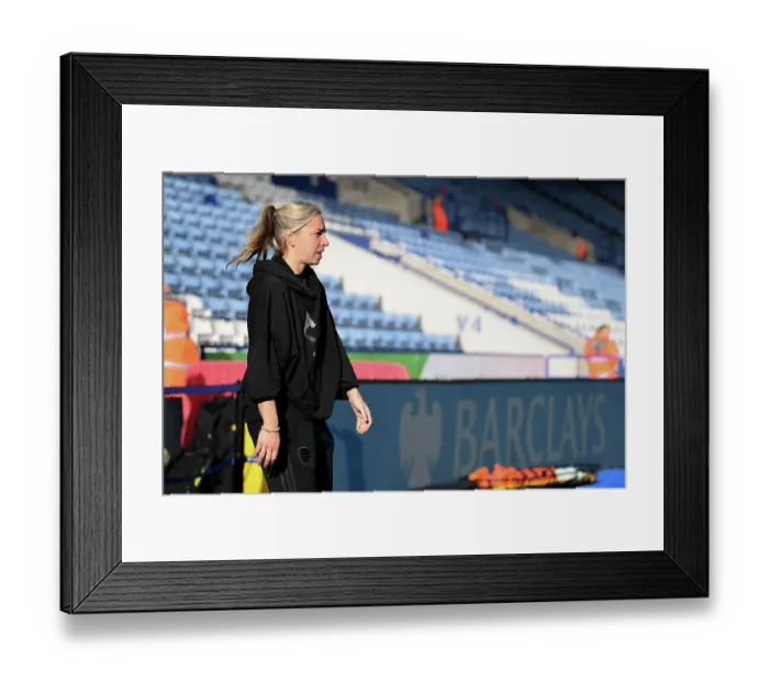 Framed Print : Jordan Nobbs Readies for Arsenal's Battle against Leicester City in Women's Super League