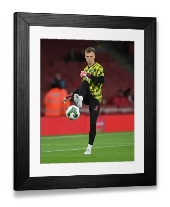 Framed Print : Arsenal's Karl Hein: Focused in Pre-Match Routine Before Arsenal vs Brighton & Hove Albion (Carabao Cup, 2022-23) Framed Print : Arsenal's Karl Hein: Focused in Pre-Match Routine Before Arsenal vs Brighton & Hove Albion (Carabao Cup, 2022-23)