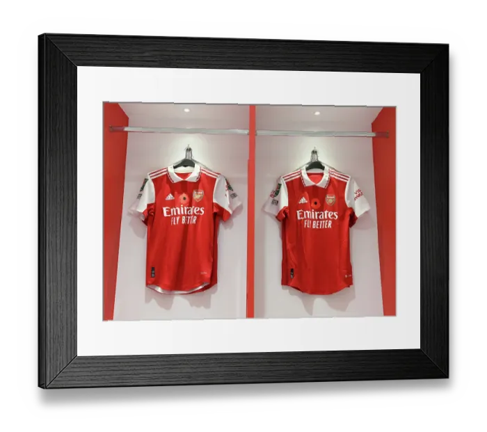 Framed Print : Arsenal's Poppy-Emblazoned Jerseys: Arsenal vs. Brighton & Hove Albion in Carabao Cup 2022-23 Framed Print : Arsenal's Poppy-Emblazoned Jerseys: Arsenal vs. Brighton & Hove Albion in Carabao Cup 2022-23