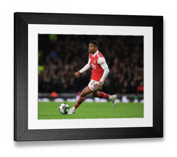 Framed Print : Arsenal vs Brighton & Hove Albion: Carabao Cup Clash at Emirates Stadium