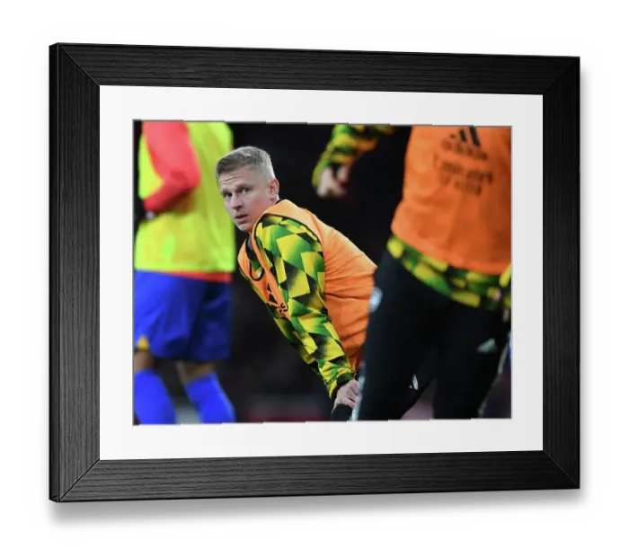 Framed Print : Zinchenko in Action: Arsenal vs Brighton at Emirates Stadium, Carabao Cup Match, 2022