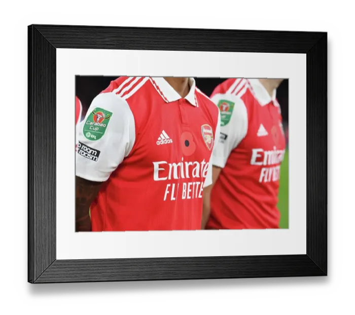Framed Print : Arsenal Players Wear Poppies Ahead of Carabao Cup Clash vs. Brighton & Hove Albion