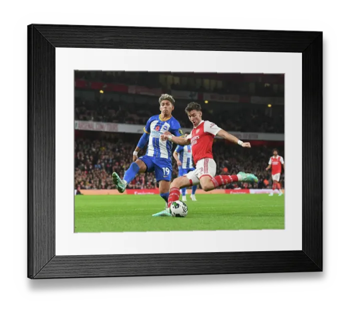 Framed Print : Tierney vs Sarmiento: Battle of the Wings in Arsenal's Carabao Cup Clash Framed Print : Tierney vs Sarmiento: Battle of the Wings in Arsenal's Carabao Cup Clash