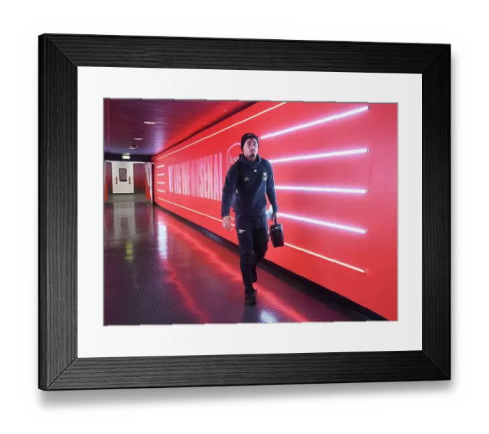 Framed Print : Arsenal's Gabriel Jesus Prepares for Carabao Cup Clash Against Brighton & Hove Albion