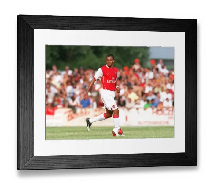 Framed Print : Gilberto in Action: Arsenal's Pre-Season Training, Austria 2006 Framed Print : Gilberto in Action: Arsenal's Pre-Season Training, Austria 2006
