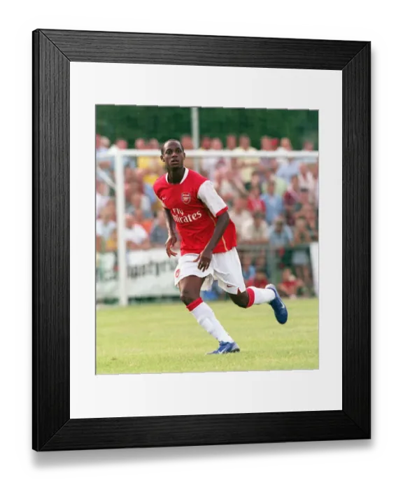 Framed Print : Justin Hoyte in Action for Arsenal at Schwadorf Pre-Season Friendly, 2006