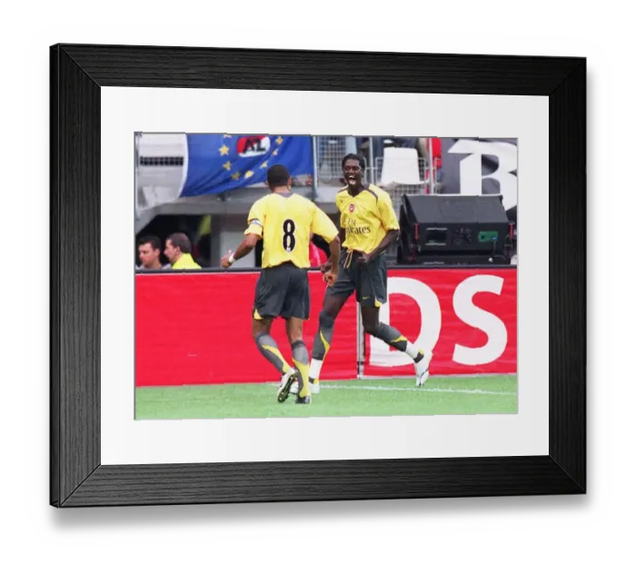 Framed Print : Arsenal Triumphs Over AZ Alkmaar 3-0 in Pre-Season Friendly