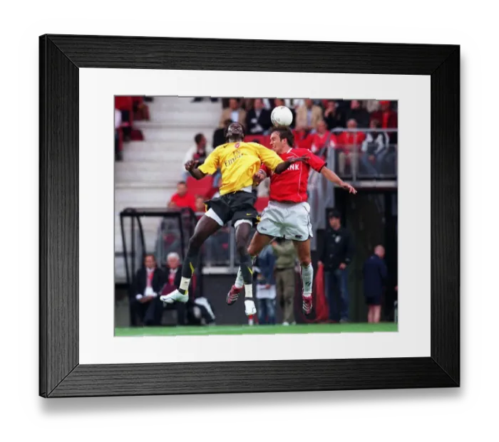 Framed Print : Arsenal's Pre-Season Triumph: 3-0 Victory Over AZ Alkmaar