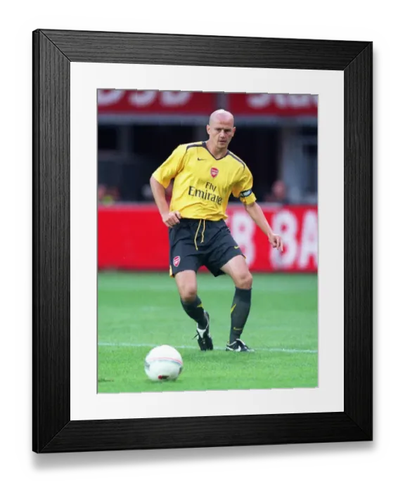 Framed Print : Arsenal's Pre-Season Triumph: 3-0 Over AZ Alkmaar, 2006 Framed Print : Arsenal's Pre-Season Triumph: 3-0 Over AZ Alkmaar, 2006