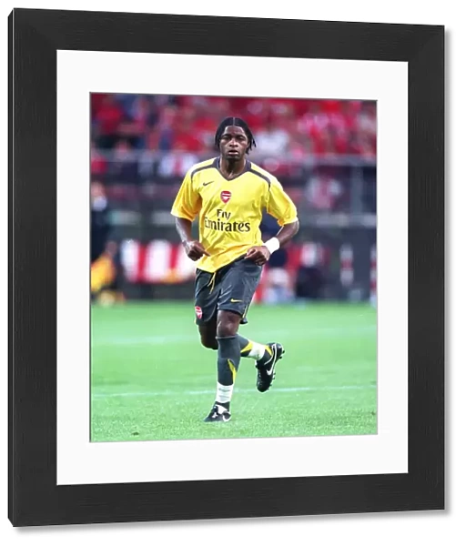 Arsenal's Pre-Season Triumph: 3-0 Victory Over AZ Alkmaar, Holland, 2006