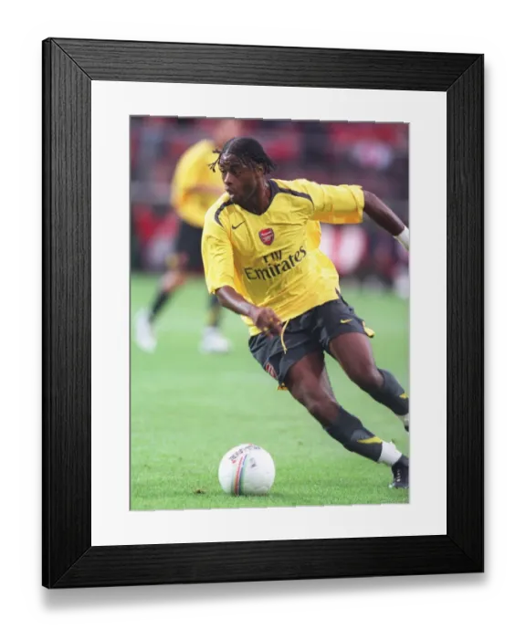 Framed Print : Arsenal's Pre-Season Triumph: 3-0 Victory over AZ Alkmaar (2006) Framed Print : Arsenal's Pre-Season Triumph: 3-0 Victory over AZ Alkmaar (2006)