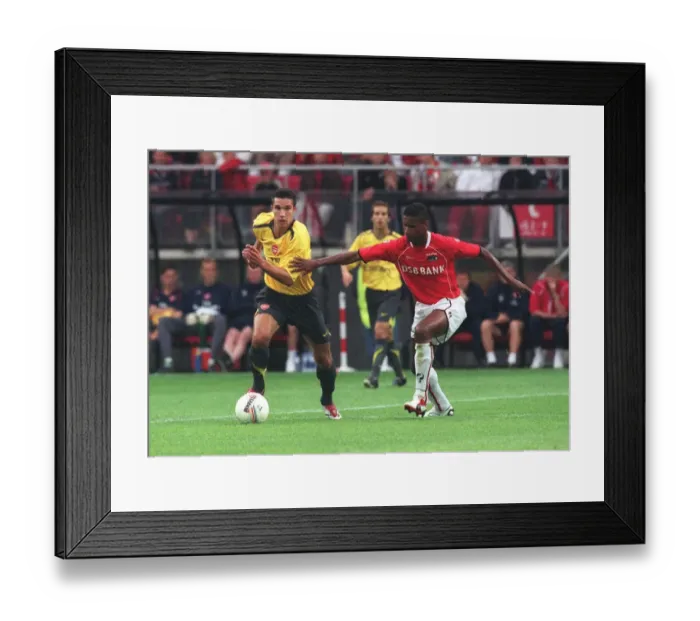 Framed Print : Arsenal's Pre-Season Victory: 3-0 Over AZ Alkmaar, 2006