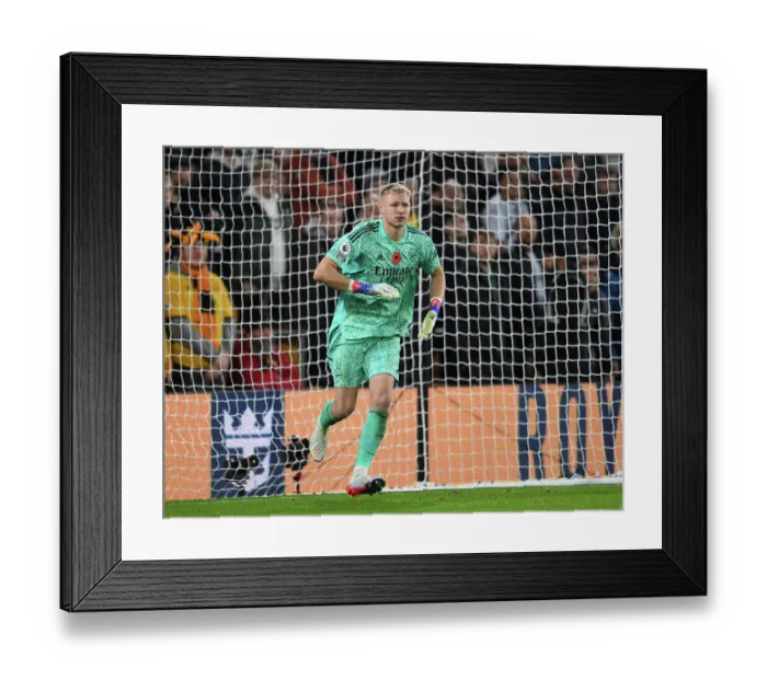 Framed Print : Arsenal's Aaron Ramsdale Clashes with Wolverhampton Wanderers in the 2022-23 Premier League