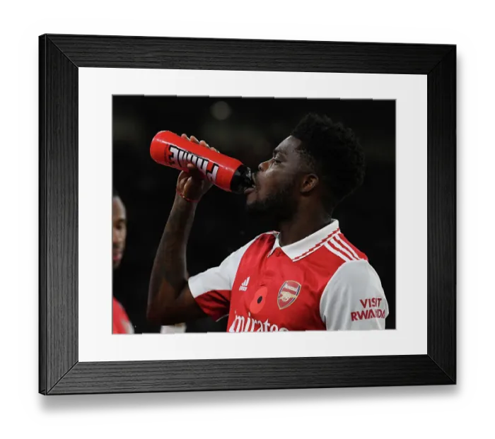 Framed Print : Thomas Partey Gears Up: Wolverhampton Wanderers vs Arsenal FC, Premier League 2022-23