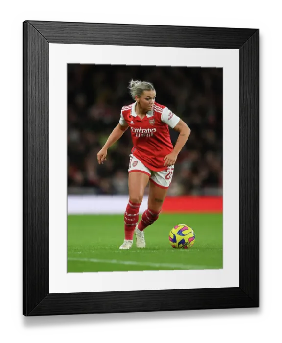 Framed Print : Arsenal Women vs Manchester United: FA Women's Super League Showdown at Emirates Stadium