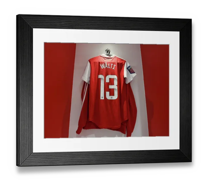 Framed Print : Arsenal Women: Gearing Up in the Changing Room Before Taking on Manchester United at Emirates Stadium (2022-23)