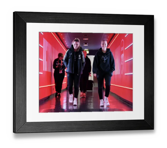 Framed Print : Arsenal Women vs Manchester United: Pre-Match Moment at Emirates Stadium (2022-23)