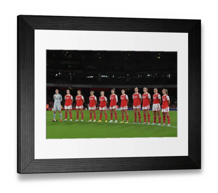 Framed Print : Arsenal Women vs Manchester United Women: Silent Tribute - FA WSL (2022-23)