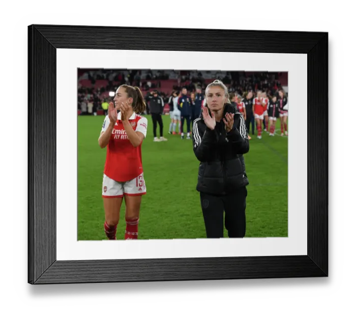 Framed Print : Arsenal Women's Glory: Leah Williamson Celebrates Victory Over Manchester United at Emirates Stadium (2022-23 Barclays WSL)