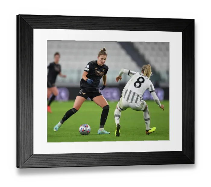 Framed Print : Juventus vs. Arsenal: Miedema Faces Off Against Rosucci in UEFA Women's Champions League Clash