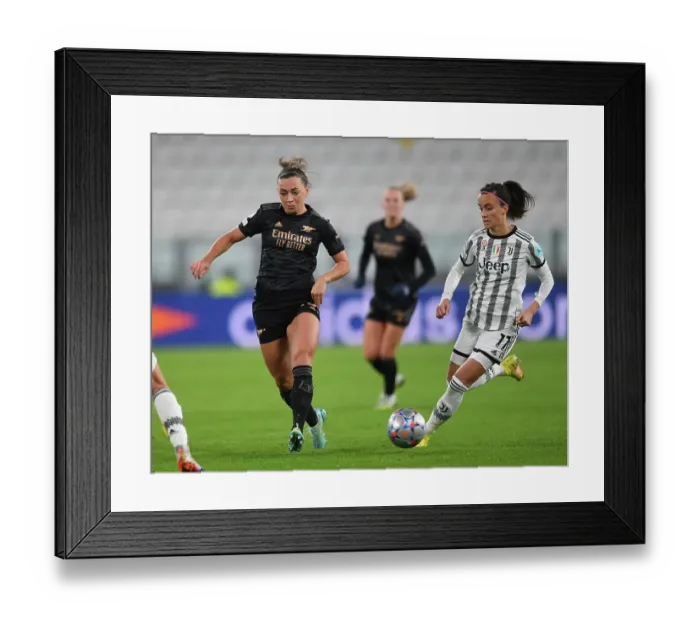 Framed Print : Battle in Group C: Juventus vs. Arsenal - UEFA Women's Champions League Framed Print : Battle in Group C: Juventus vs. Arsenal - UEFA Women's Champions League