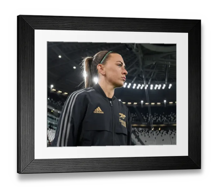Framed Print : Battle in Group C: Juventus vs. Arsenal - UEFA Women's Champions League, Turin