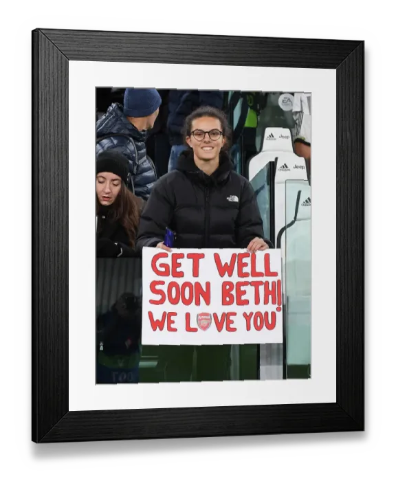 Framed Print : Get Well Soon, Beth Mead: Juventus vs. Arsenal - UEFA Women's Champions League Group C (Turin, Italy, November 2022)