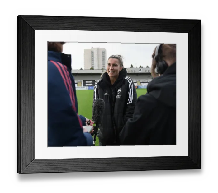 Framed Print : Arsenal's Steph Catley: Pre-Match Focus before Arsenal Women take on Everton Women (2022-23 Barclays WSL) Framed Print : Arsenal's Steph Catley: Pre-Match Focus before Arsenal Women take on Everton Women (2022-23 Barclays WSL)