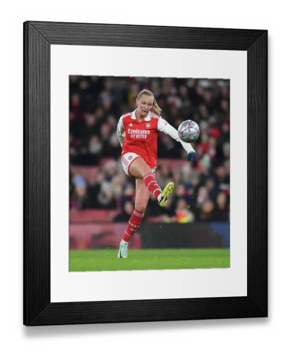 Framed Print : Arsenal Women vs Juventus Women: UEFA Champions League Clash at Emirates Stadium Framed Print : Arsenal Women vs Juventus Women: UEFA Champions League Clash at Emirates Stadium
