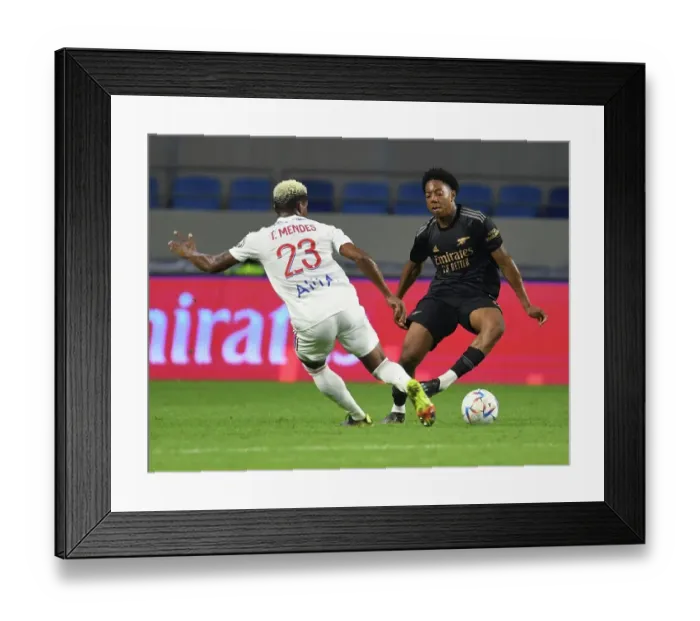 Framed Print : Arsenal vs. Olympique Lyonnais: Clash in the Dubai Super Cup Framed Print : Arsenal vs. Olympique Lyonnais: Clash in the Dubai Super Cup