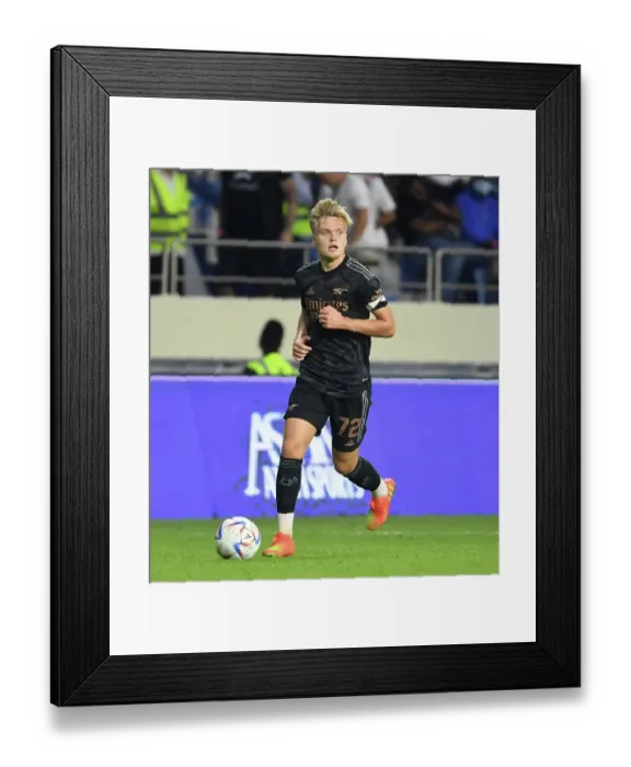 Framed Print : Arsenal vs. Olympique Lyonnais: Dubai Super Cup Clash, 2022