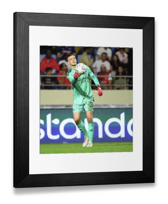 Framed Print : Arsenal vs. Olympique Lyonnais: Dubai Super Cup Clash, 2022