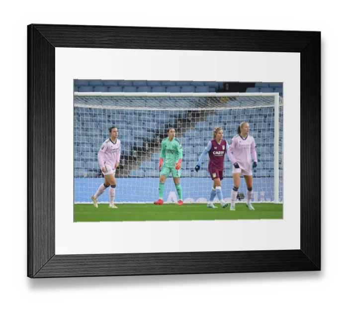 Framed Print : Manuela Zinsberger: Arsenal's Star Goalkeeper in Action against Aston Villa, Barclays Women's Super League